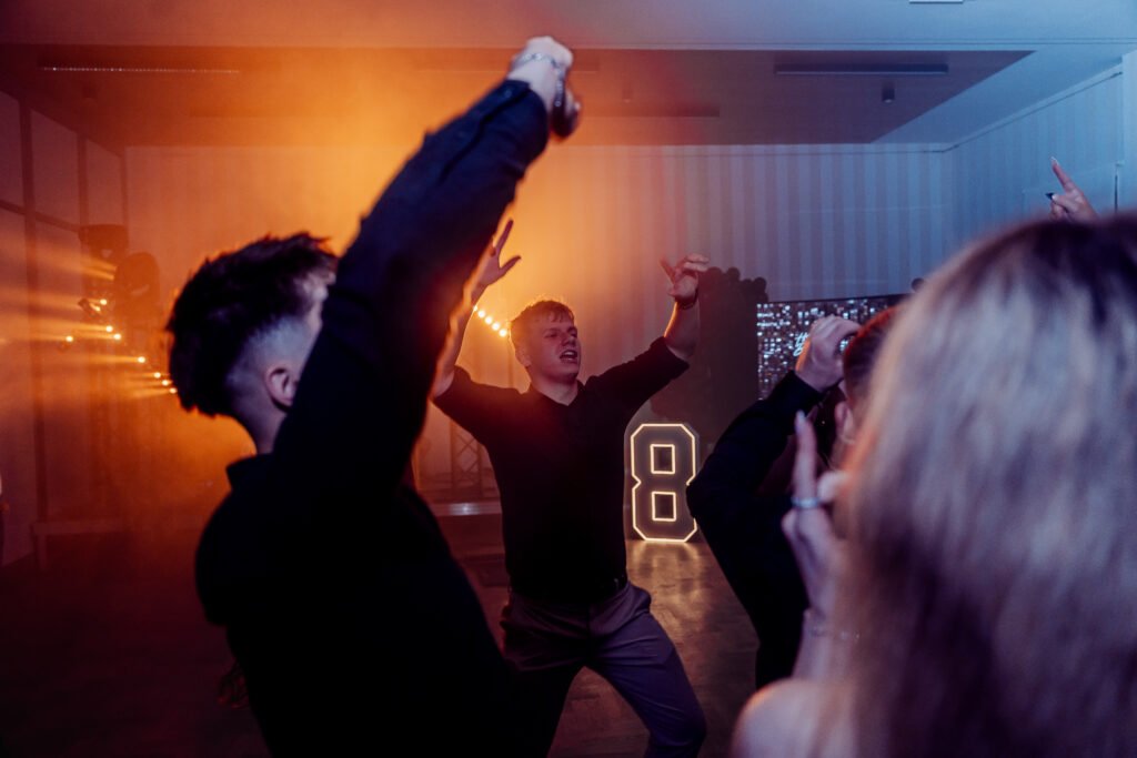 Goście podczas 18. urodzin Filipa
